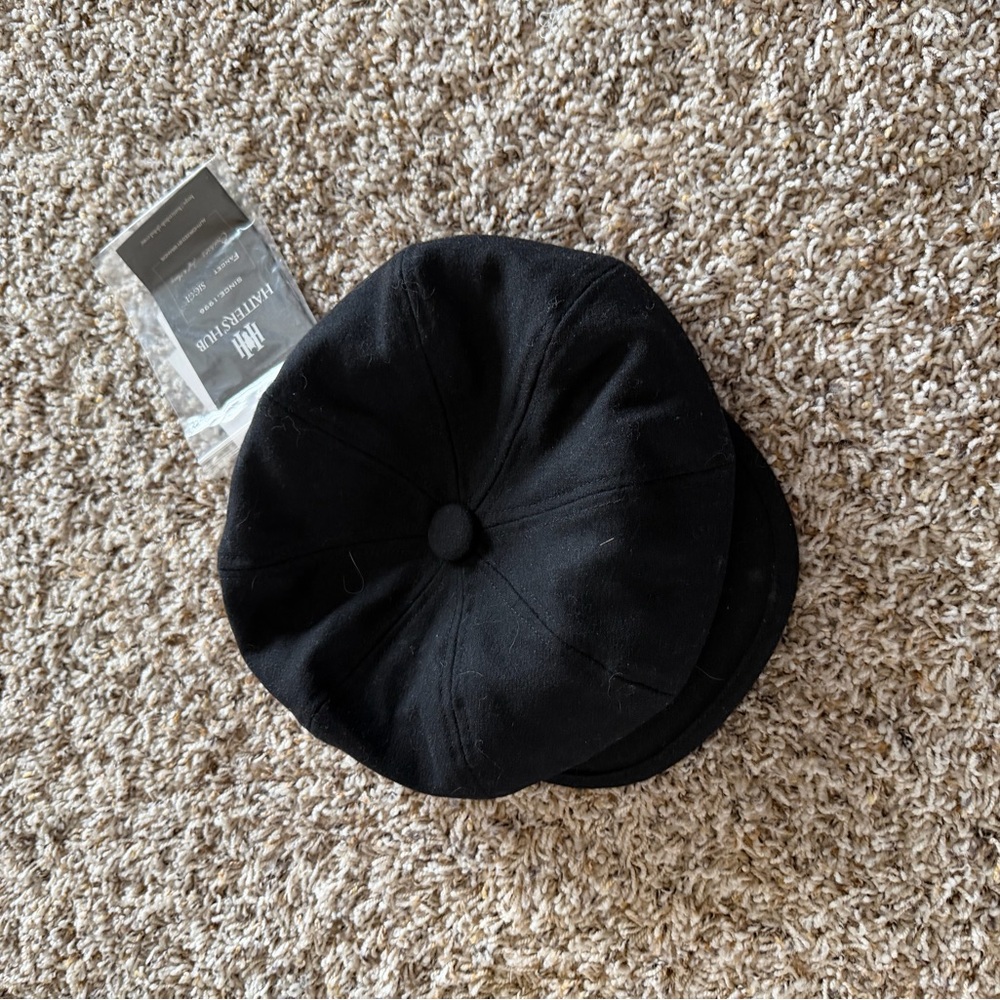 Black Newsboy Cap